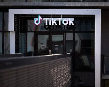 Trump Celebrates TikTok Proposed Deal while China Indicates Algorithm Management Persists